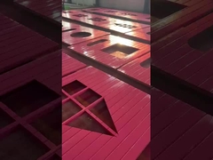 Individuelle Spielplätze im Freien