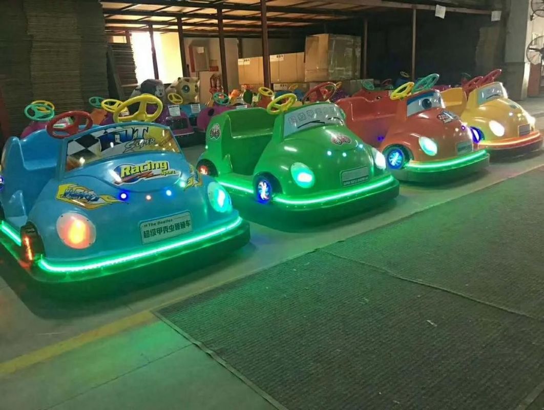 Metall-Bumper-Autos für Erwachsene Kinder Spielfeld im Innenbereich