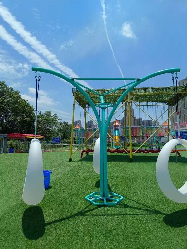 Drehender Mond Fliegende Schaukel wasserdichte Farbveränderung LED Leuchtstuhl für den Garten in aller Jahreszeit